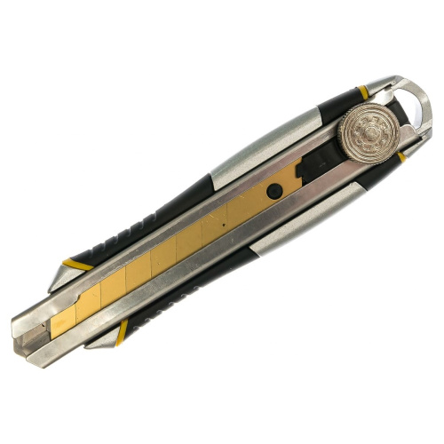 Нож строительный Inforce 06-02-12 18 мм в металлическом корпусе Нож строительный Inforce 06-02-12 18 мм в металлическом корпусе